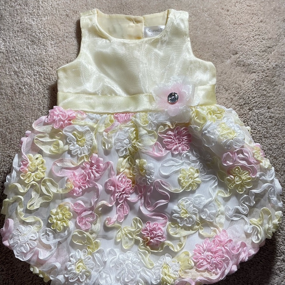 NWOT Nannette Baby Floral Lace Dress with Accent